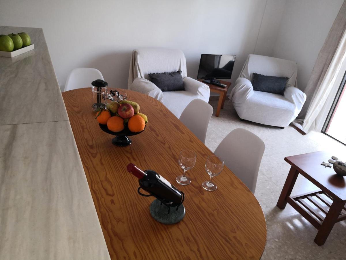 Seashell Apartments Paphos Extérieur photo